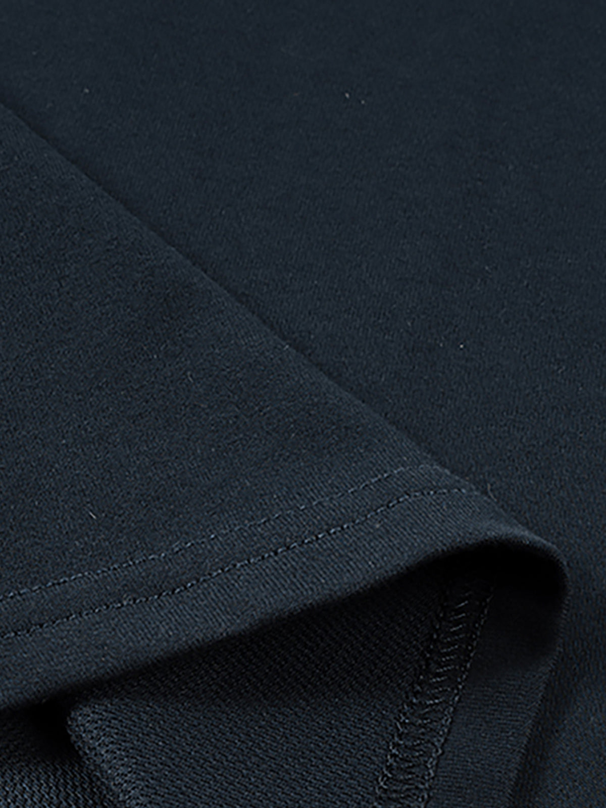 YA TOUR Quick-Dry Kids' Tank Top – Black, close-up of fabric weave and stitching